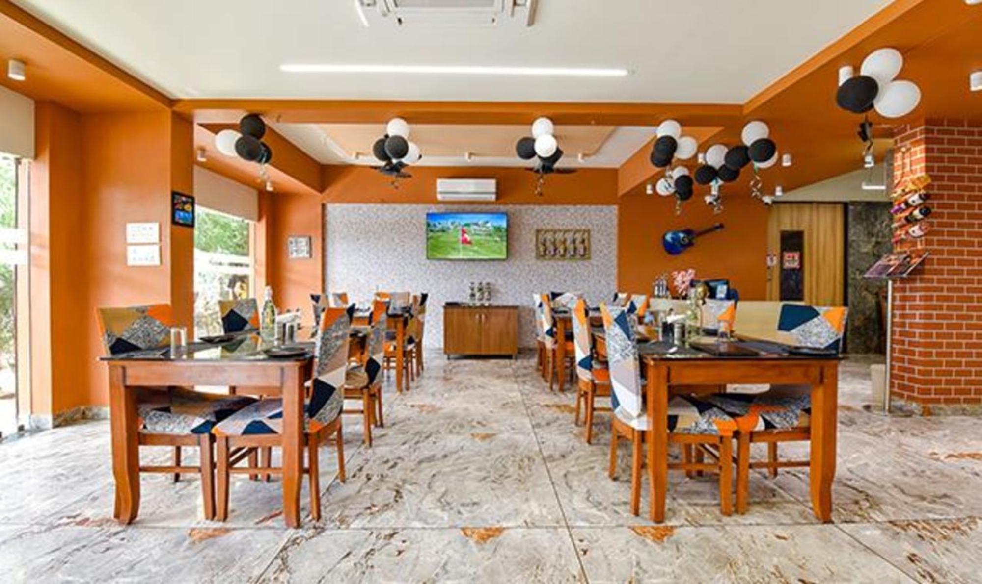Fabhotel Siddharth Corporate - Vavol, Ґандінаґар Екстер'єр фото